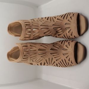 Bcbg generation wedges